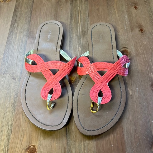 Neon Coral Old Navy Flip Flops Size 7 - Picture 1 of 5
